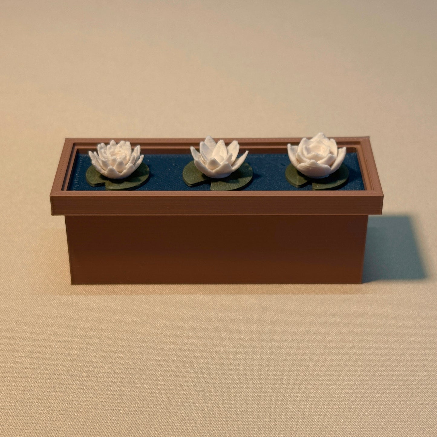 water lily planter